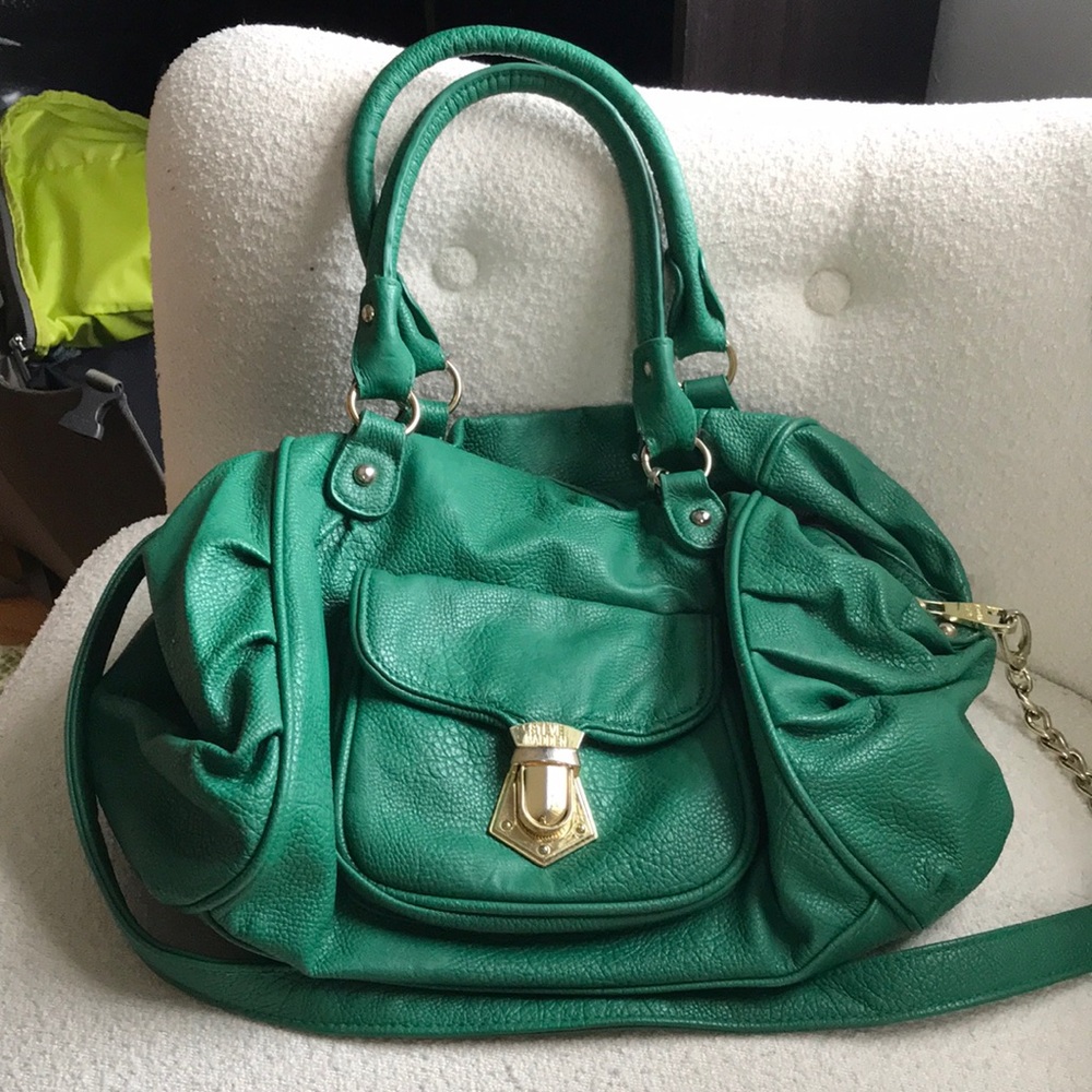 Emerald green Steve Madden purse with gold buckles